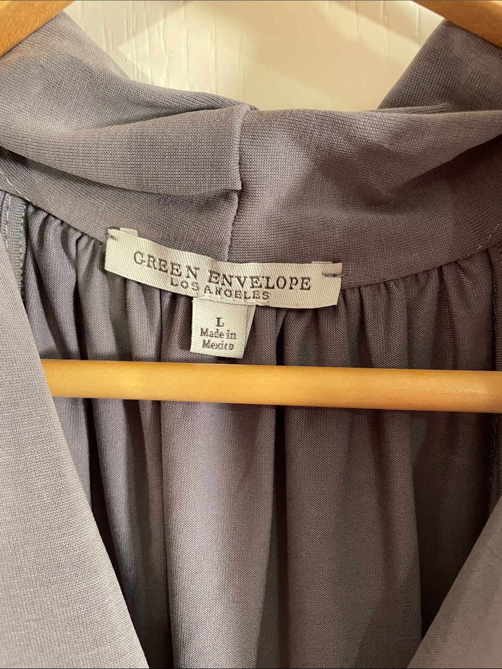 Green Envelope Gray Sleeveless V-Neck Blouse - Picture 2 of 4